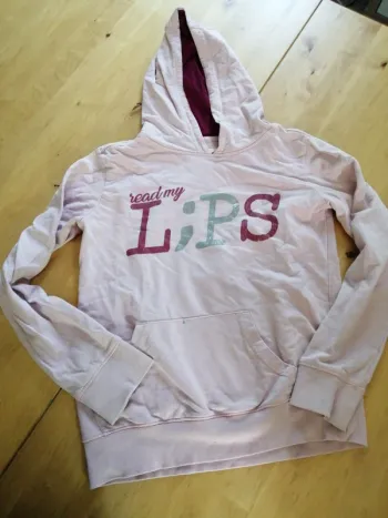 Pull capuche