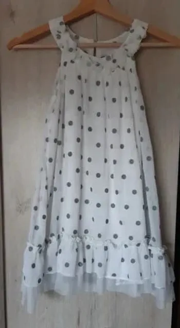 Robe de cérémonie orchestra 8 ans blanche à pois état neuve