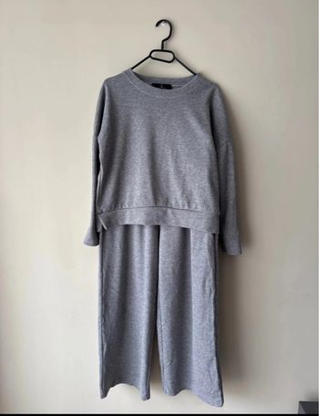 👚👖Ensemble femme gris taille unique - Confort et style NEUF sans étiquette !