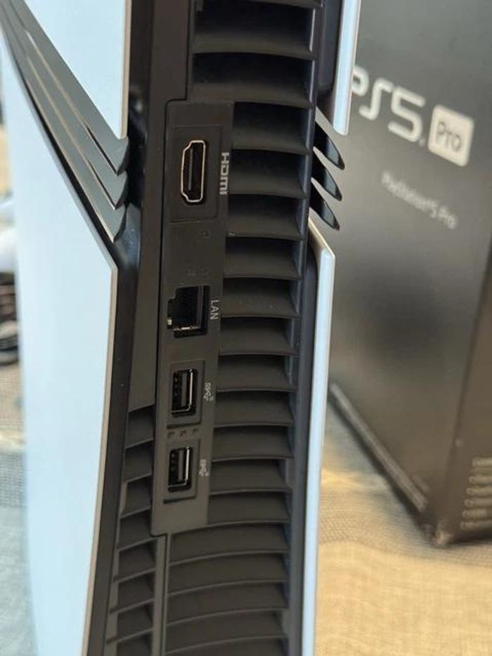 PlayStation 5 pro - photo numéro 3