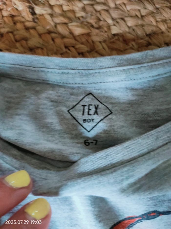 T-shirt manches courtes 6 7 ans tex boy - photo numéro 3