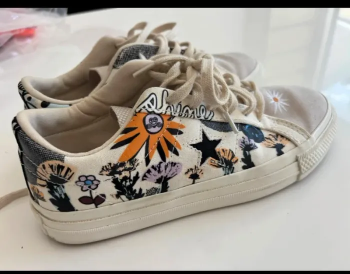 Converse x Much Love One Star OX – Taille 37,5 – État comme neuf - photo numéro 9
