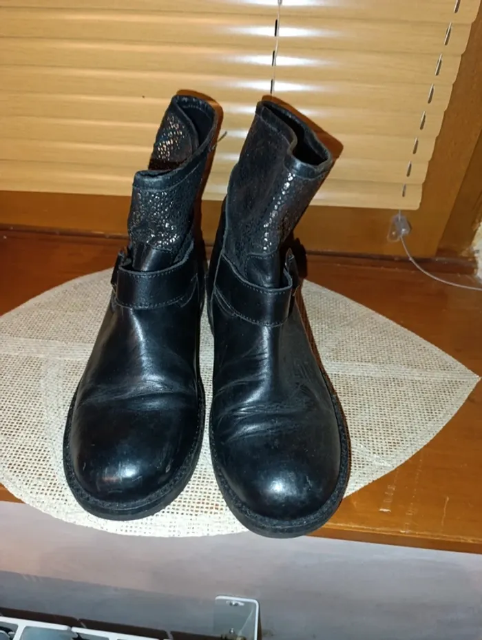 Jolies bottes en cuir véritable les Tropéziennes taille 38 - photo numéro 5