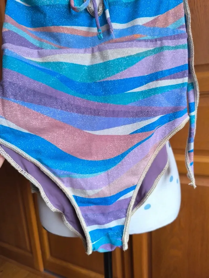 Superbe maillot de bain une pièce - photo numéro 3