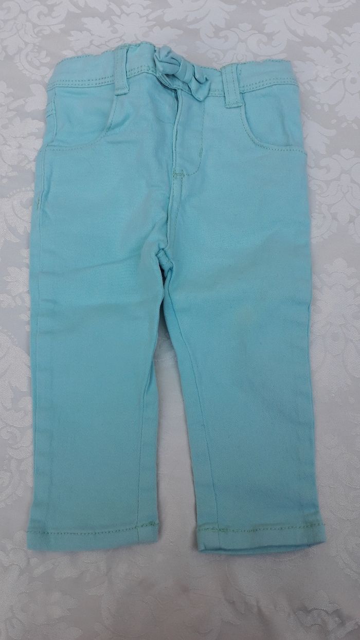 Lot de 2 jeans fille taille 12 mois - photo numéro 2