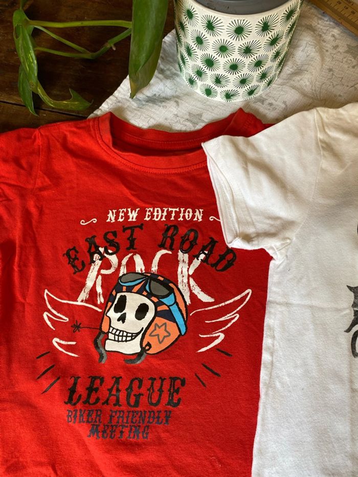 2 tee shirts 5A - photo numéro 3