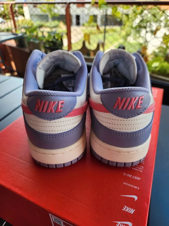 Nike dunk low Taille 43 femme Neuves lila rose - photo numéro 5