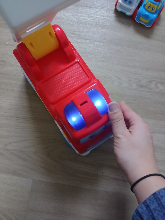 Camion de pompiers - photo numéro 3