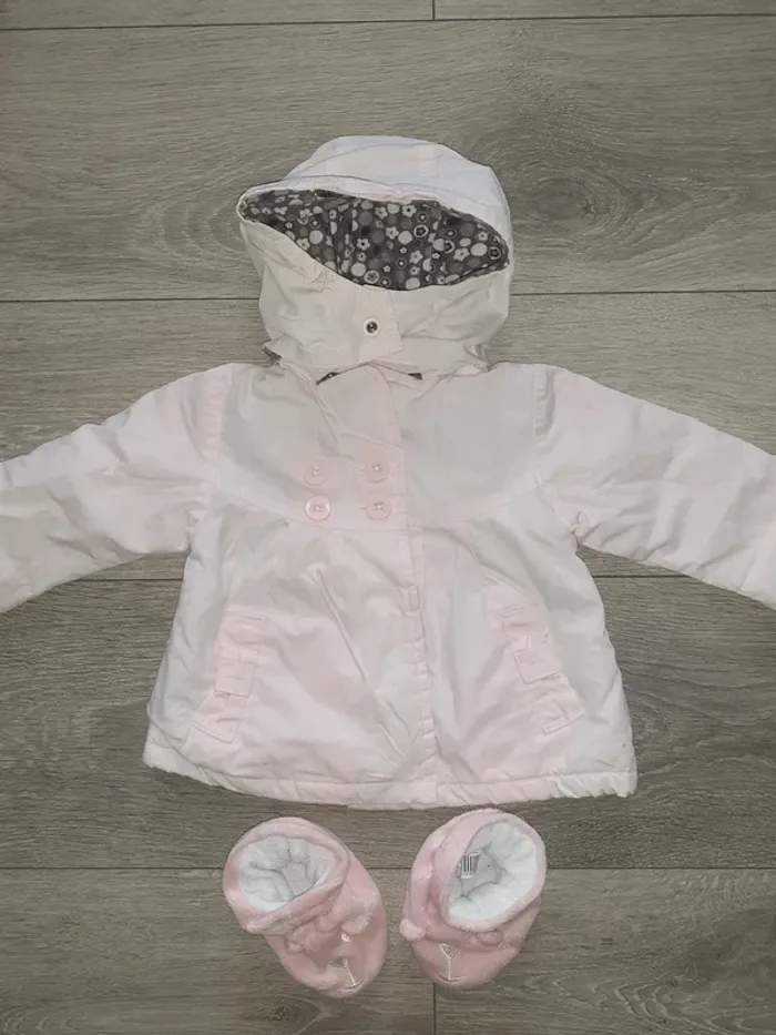 Manteau mi saison 6 mois avec chaussons
