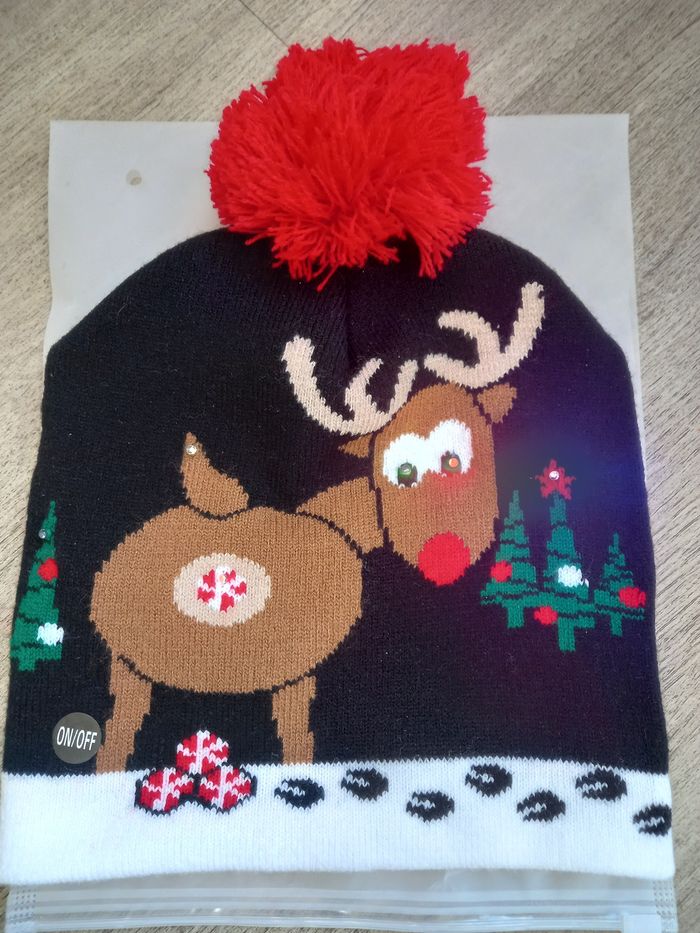 Bonnet lumineux Noël 1 dès 5 à 8 ans neuf - photo numéro 2