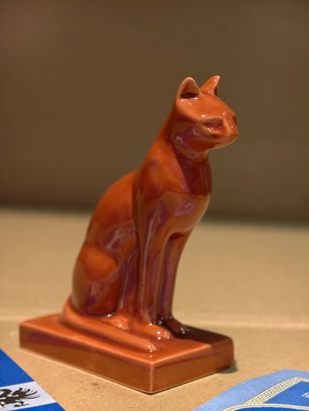 Chat rouge Saint Jean l'Aigle émaux de Longwy