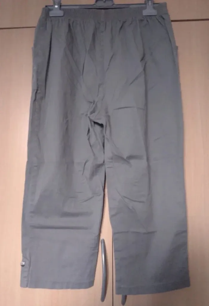 Pantacourt taille 3