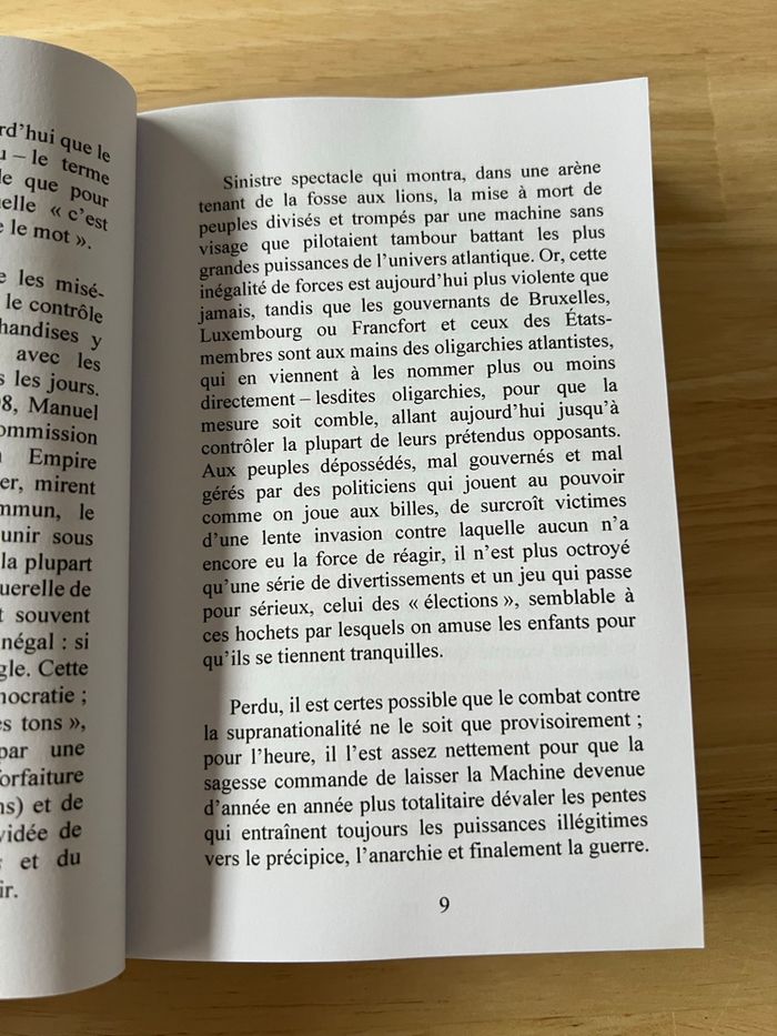 Livre Comment Dissoudre la France dans l’Europe – Axel Tisserand – Bon État - photo numéro 4