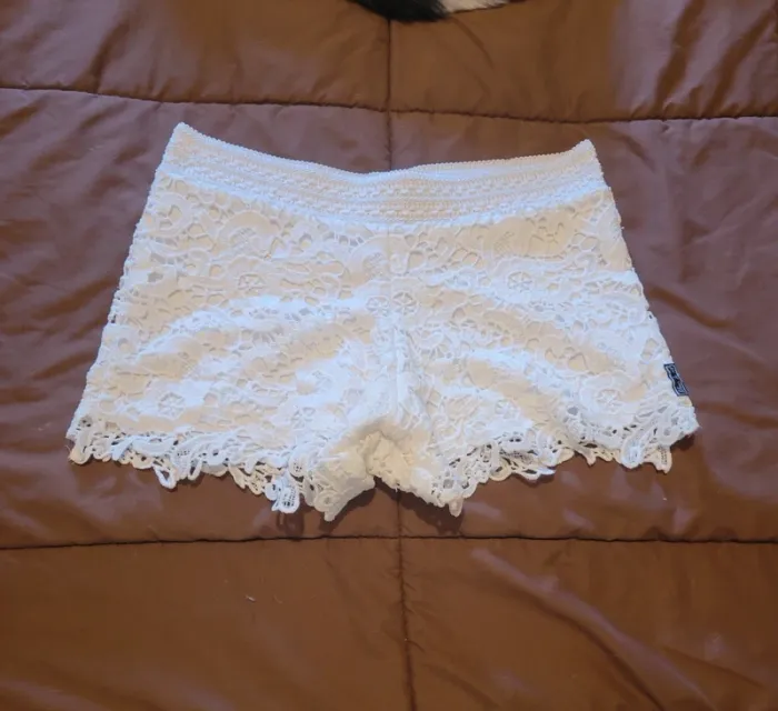 Short blanc