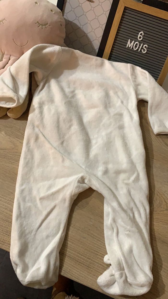 Pyjama 6 mois - photo numéro 4