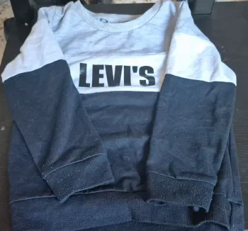 Pull Levi's