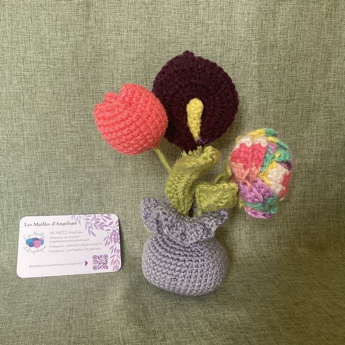 Vase avec 3 fleurs