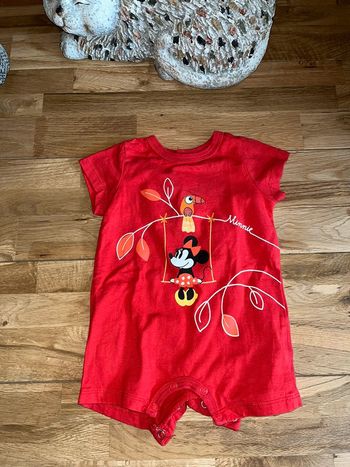 Pyjama d’été rouge Minnie disney baby tres Bon etat 3 mois