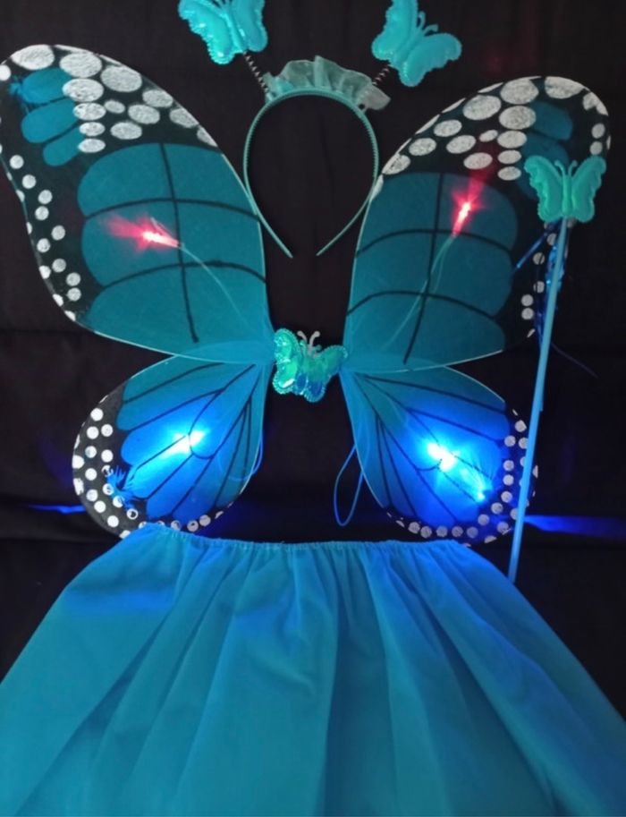 Déguisement papillon bleu à LED - photo numéro 6