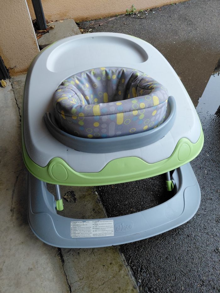 Trotteur chicco - photo numéro 4
