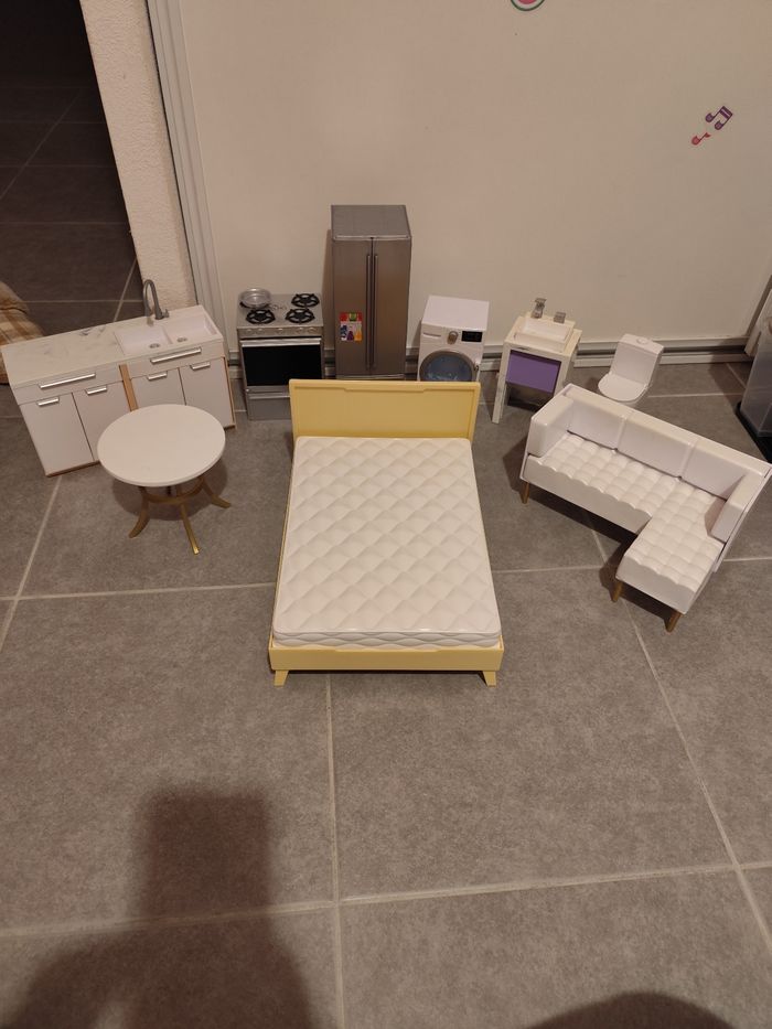 Lot de meubles rainbow high