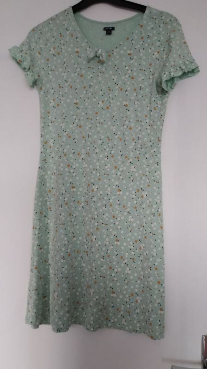 Robe vert amende