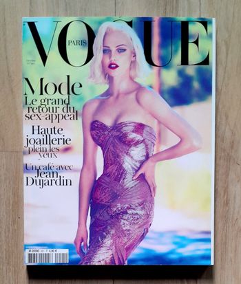 Magazine Vogue n°921 octobre 2011 spécial sasha pivovarova