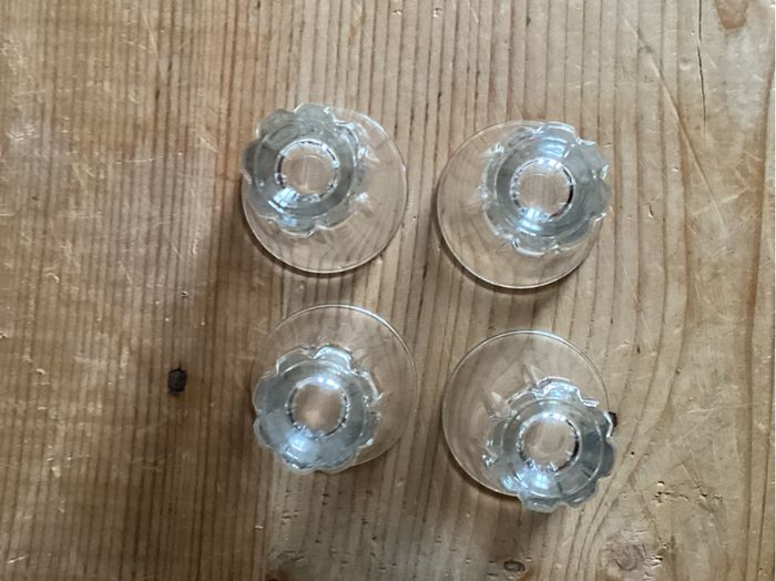 4 petits verres shooter vintage - photo numéro 3