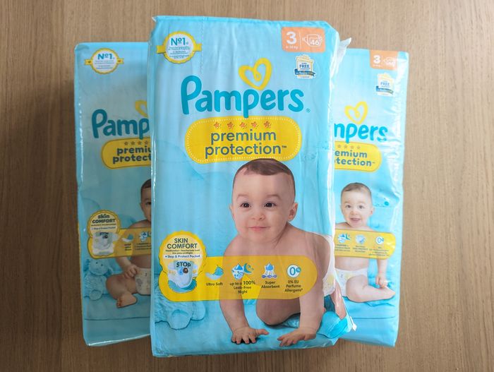 Lot couche pampers premium protection taille 3