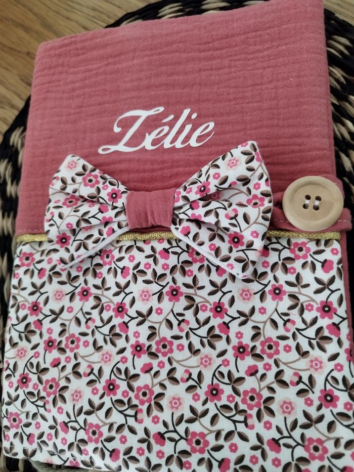 Protège carnet de santé 22€ - photo numéro 2