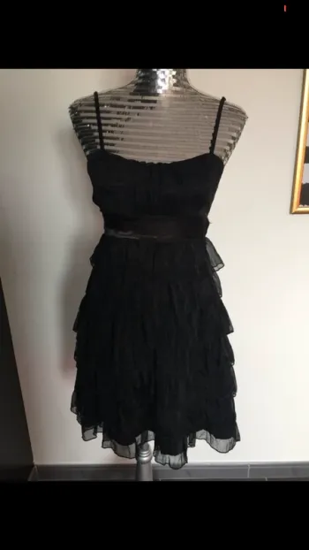 Robe jennyfer taille M