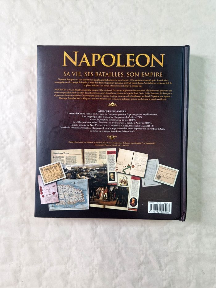 Livre , Napoléon  , Sa vie , son empire , ses batailles  , contient 20 documents rare - photo numéro 3