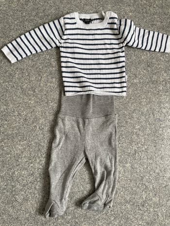 Lot de 2 ensembles neufs