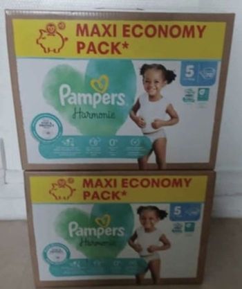 Couches pampers harmonie T5