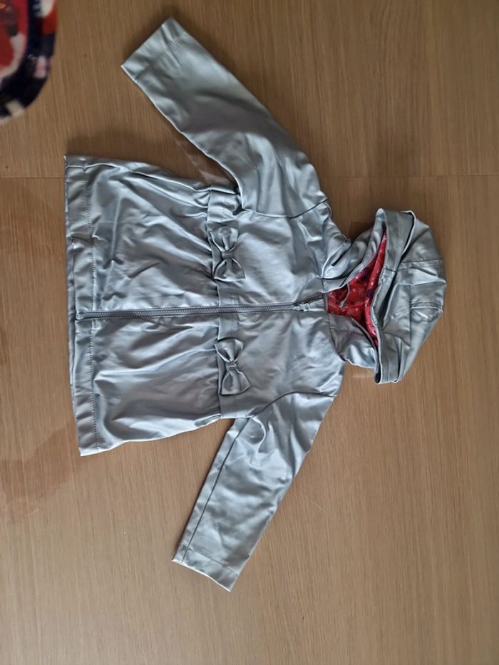 Imperméable argenté