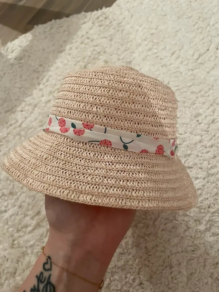Chapeau