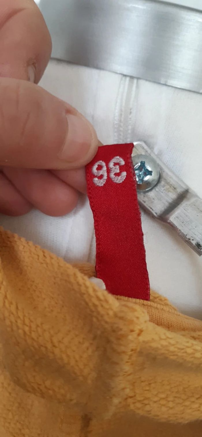 Pull moutarde - photo numéro 7