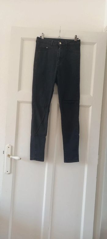 Jean skinny noir H&M 38