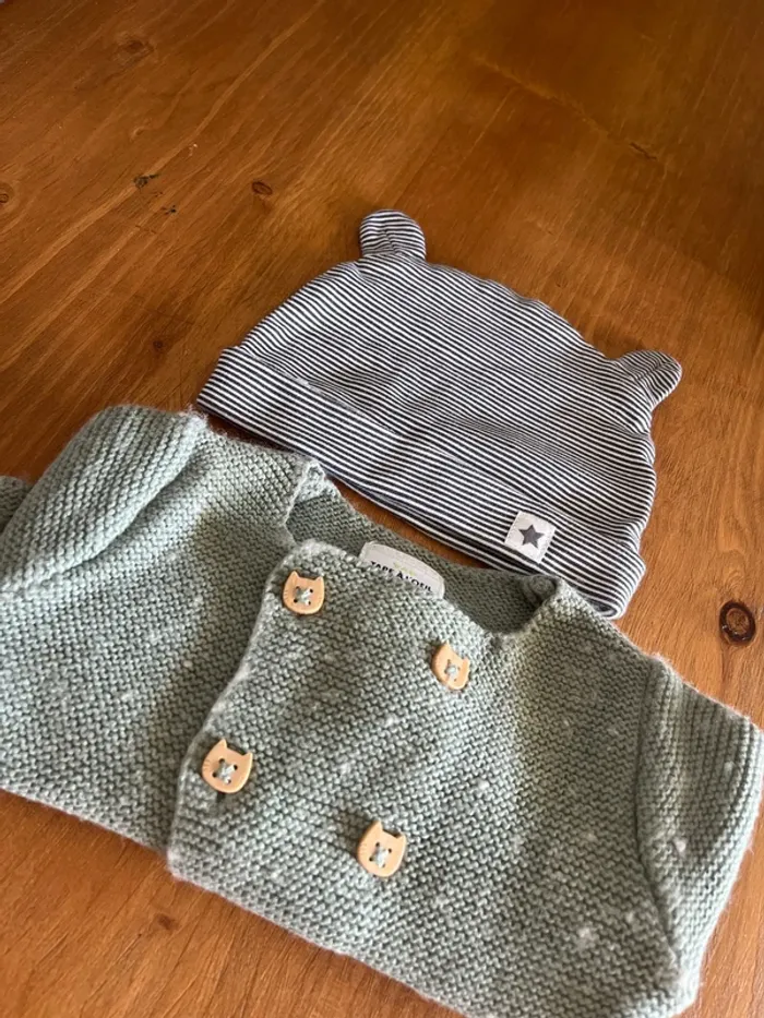 Brassière et bonnet 1 mois - photo numéro 4