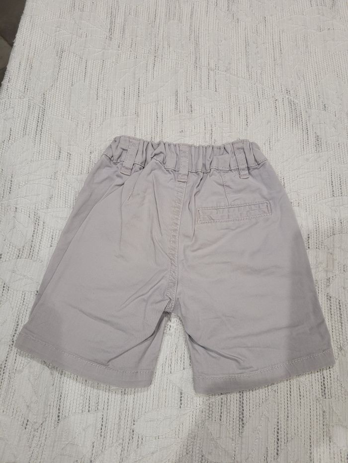 Short Gémo 5ans - photo numéro 3