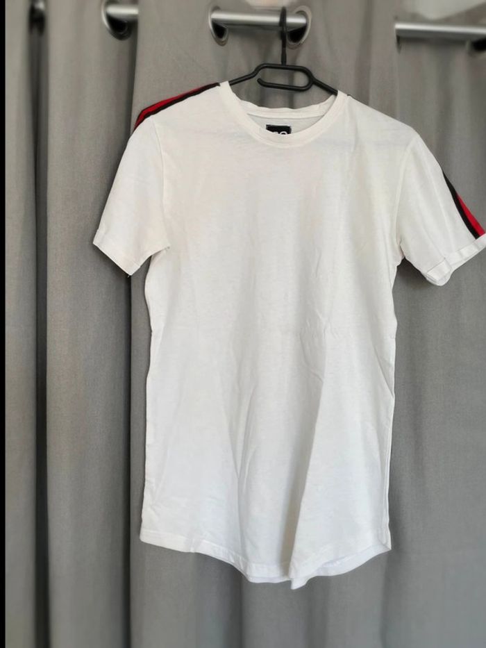 Tee shirt - photo numéro 2