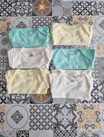 6 body manche courte style éponge taille 2 ans - Tex