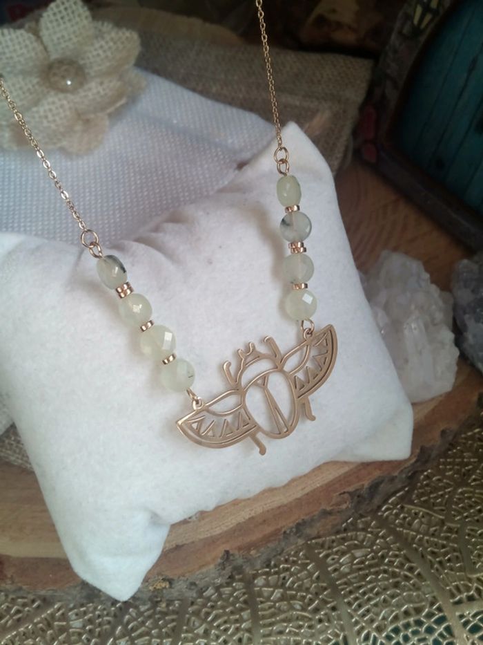 Collier scarabée en acier et perles de jade néphrite naturelles - photo numéro 2