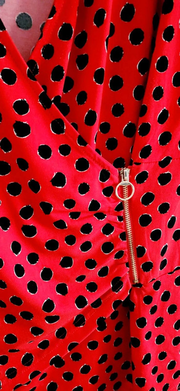 T-shirt manches courtes femme cache-coeur rouge et noir taille 44 Lola et Liza - photo numéro 2