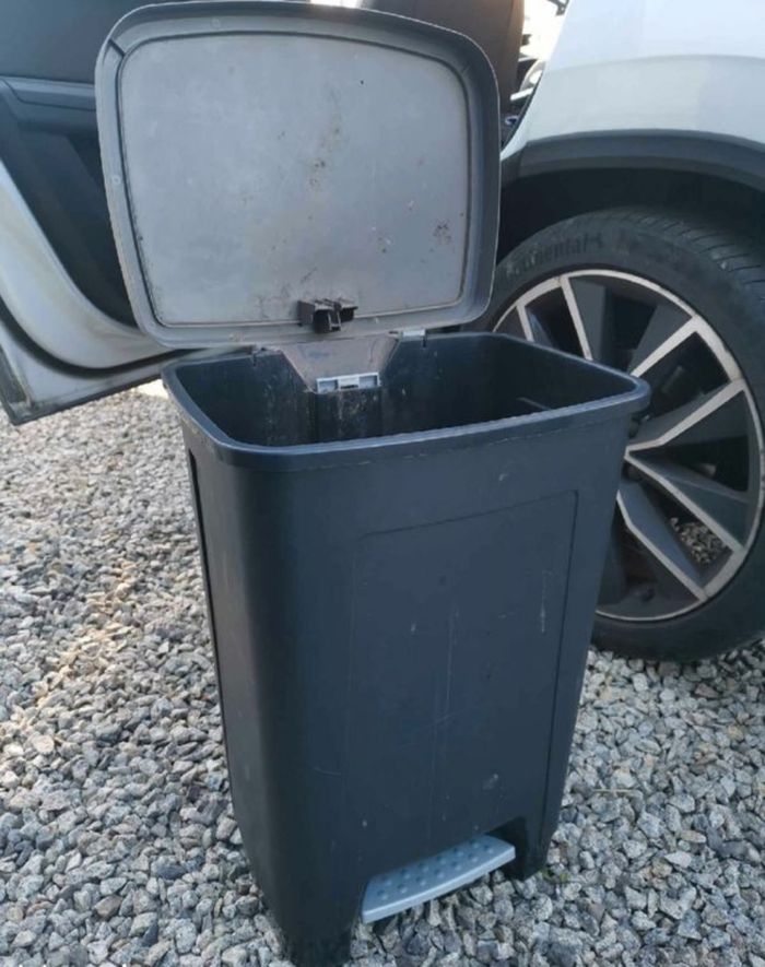 Poubelle à pedale 50 litres - photo numéro 3