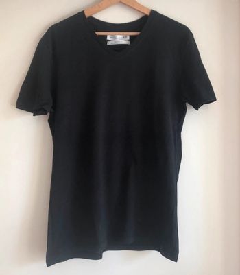 T shirt col V Zara