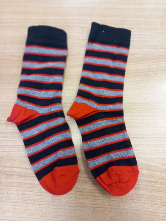 Paire de chaussettes 27/30 neuves