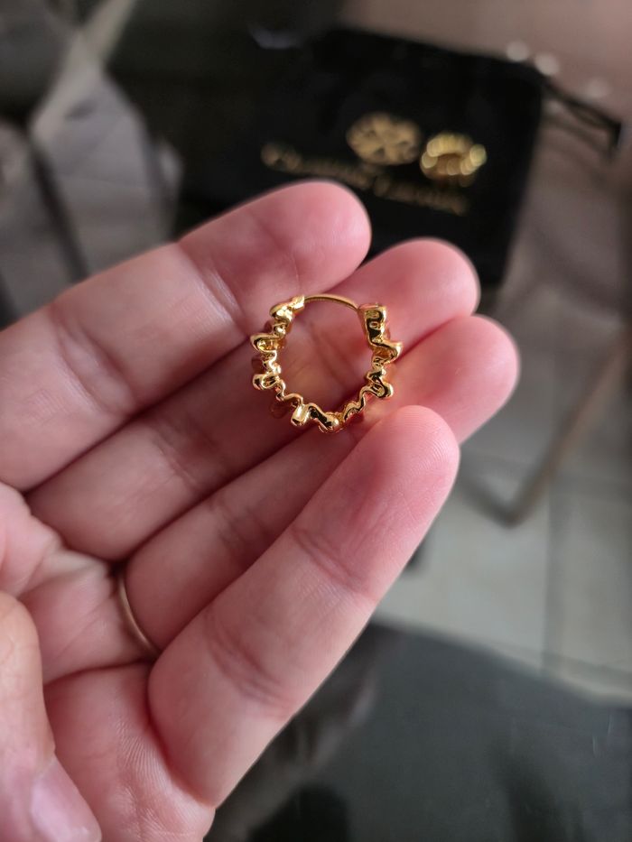 Boucles d'oreilles dorées cxl by Christian Lacroix - photo numéro 3