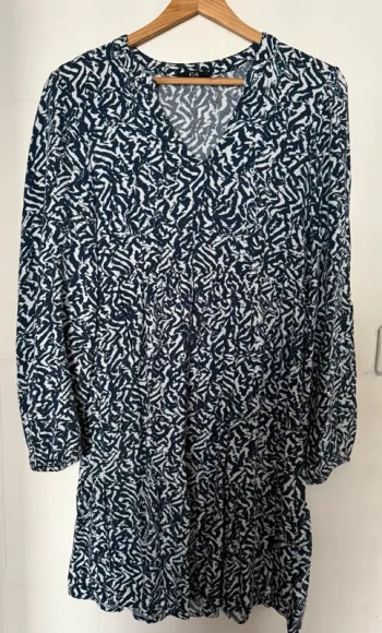 Robe tunique marine et blanc neuve