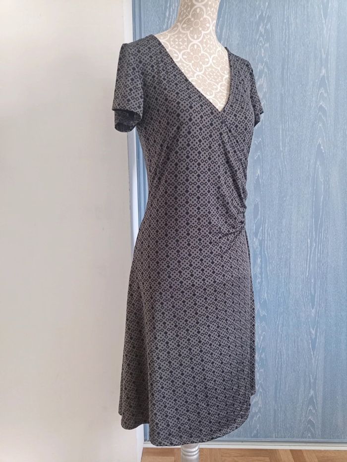 Robe manches courtes